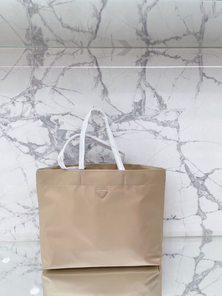2023 designer bag luxury one shoulder backpack large capacity tote bag black portable khaki all-match built in layer divider 5a quality
2023 designer bag luxury one shoulder backpack large capacity tote bag black portable khaki all-match built in layer divider 5a quality