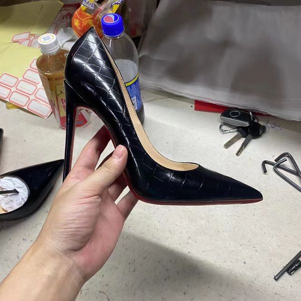 brand pumps high heel shoes wedding shoe real leather pointed toes women nude black patent leathers 8cm 10cm 12cm size 34-43
brand pumps high heel shoes wedding shoe real leather pointed toes women nude black patent leathers 8cm 10cm 12cm size 34-43