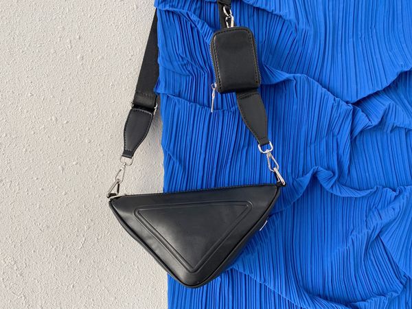 brand-name shoulder bag luxury purse handbag cross-body classic all-in-one triangle style four seasons universal
brand-name shoulder bag luxury purse handbag cross-body classic all-in-one triangle style four seasons universal