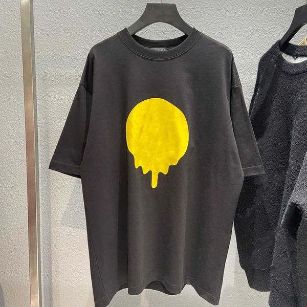 designer luxury balencigas classic spring summer smiling face dissolved back embroidery skull finger men's and women's short sleev, Black;brown
designer luxury balencigas classic spring summer smiling face dissolved back embroidery skull finger men's and women's short sleev, Black;brown