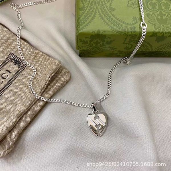 factory wholesale 2023 new luxury fashion jewelry for silver hollow three-dimensional love necklace sweater chain valentine's day gift, Black
factory wholesale 2023 new luxury fashion jewelry for silver hollow three-dimensional love necklace sweater chain valentine's day gift, Black