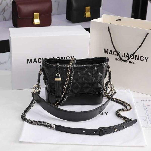 cc designer luxury channelity bags for women black handbag crossbody leather chain slant shoulder clutc flap totes bag purses solid hasp wai
cc designer luxury channelity bags for women black handbag crossbody leather chain slant shoulder clutc flap totes bag purses solid hasp wai