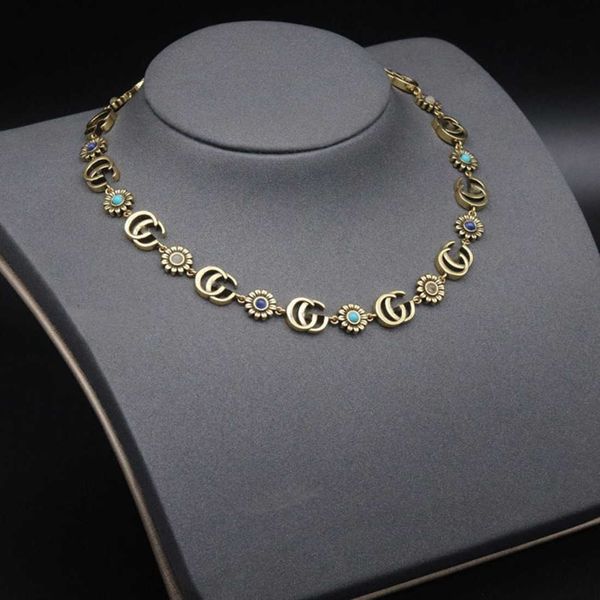 60% off 2023 new luxury fashion jewelry for family new chrysanthemum necklace, Silver
60% off 2023 new luxury fashion jewelry for family new chrysanthemum necklace, Silver