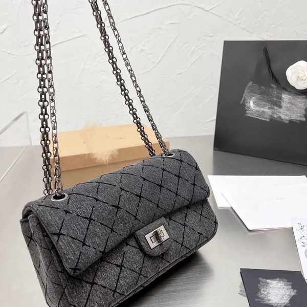 cc designer luxury channelity bags for women black handbag crossbody leather chain slant shoulder clutc flap totes bag purses solid hasp wai
cc designer luxury channelity bags for women black handbag crossbody leather chain slant shoulder clutc flap totes bag purses solid hasp wai