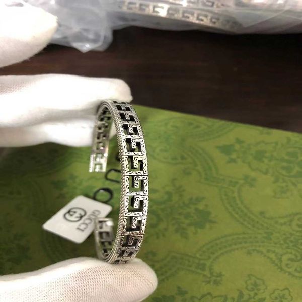 70% off 2023 new luxury fashion jewelry for sterling silver made of old men and women lovers double skull daisy carving bracelet, White
70% off 2023 new luxury fashion jewelry for sterling silver made of old men and women lovers double skull daisy carving bracelet, White