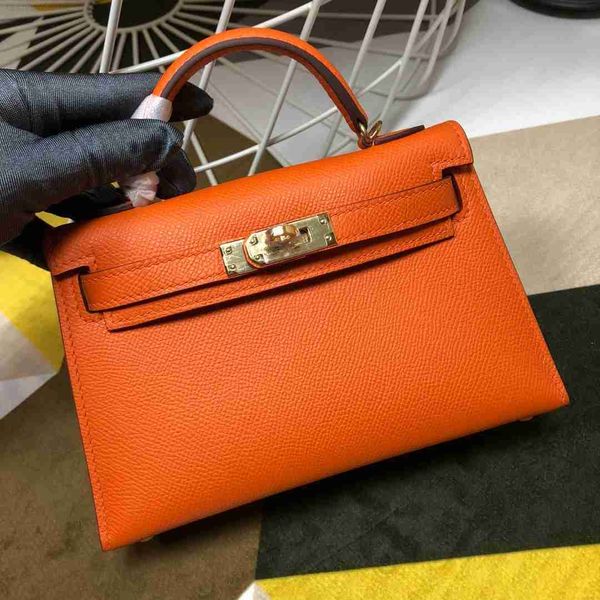 20cm shoulders bags handmade quality epsom leather design mini bag orange color waxline thread wholesale price fast delivery
20cm shoulders bags handmade quality epsom leather design mini bag orange color waxline thread wholesale price fast delivery