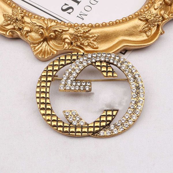 european and korean simple family geometric decorative brooch personalized diamond inlaid accessories silk scarf brooch high-quality luxury, Gray
european and korean simple family geometric decorative brooch personalized diamond inlaid accessories silk scarf brooch high-quality luxury, Gray