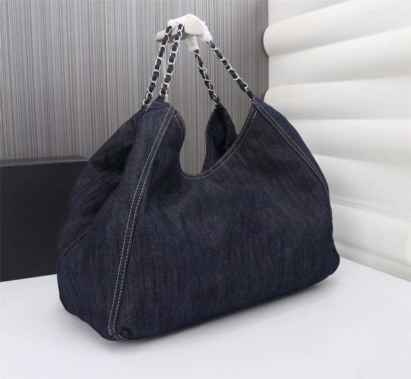 2023 new shopping bag large capacity original women handbag one shoulder bag chain bag imported denim 5a quality
2023 new shopping bag large capacity original women handbag one shoulder bag chain bag imported denim 5a quality