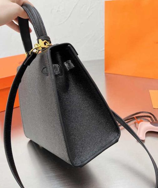evening bags fashion designer women's cowhide leather tote bag glamour high shoulder handbags strap 2023
evening bags fashion designer women's cowhide leather tote bag glamour high shoulder handbags strap 2023
