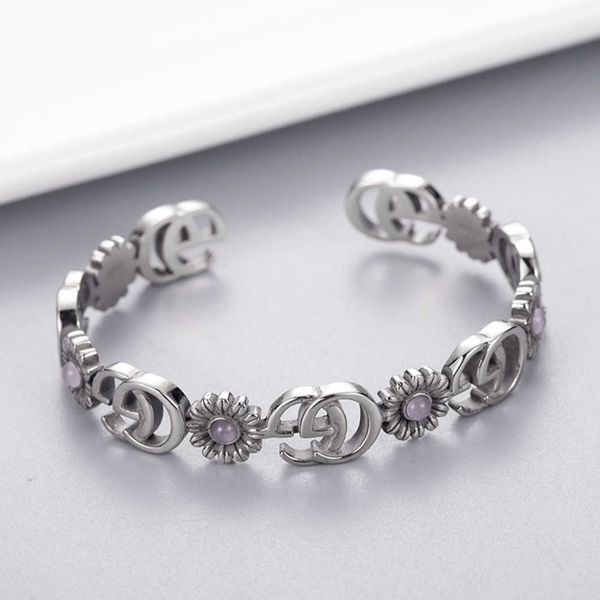 factory direct sales 2023 new luxury fashion jewelry for double pink diamond bracelet ring and the same flower ben pattern hair ornament, Silver
factory direct sales 2023 new luxury fashion jewelry for double pink diamond bracelet ring and the same flower ben pattern hair ornament, Silver