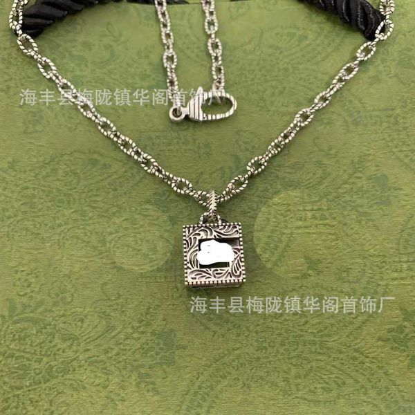 r jewelry ancient family vine pattern hollow out three-dimensional men's full body sterling as old thai silver
r jewelry ancient family vine pattern hollow out three-dimensional men's full body sterling as old thai silver