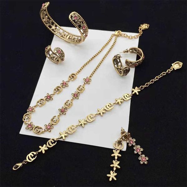 factory wholesale 2023 new luxury fashion jewelry for flower set series double earrings with diamond flowers tassel earrings silver needle
factory wholesale 2023 new luxury fashion jewelry for flower set series double earrings with diamond flowers tassel earrings silver needle