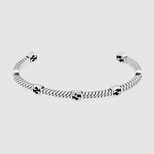 factory wholesale 2023 new luxury fashion jewelry for zhantong thai silver new interlocking bracelet straight jewelry, White
factory wholesale 2023 new luxury fashion jewelry for zhantong thai silver new interlocking bracelet straight jewelry, White
