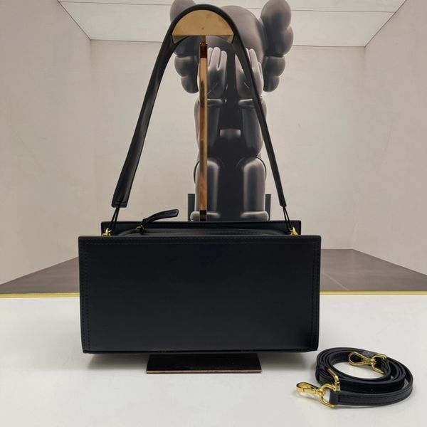 7a luxury handbag jacqums the tote bag designer clutch bag women underarm bag leather fashion shoulder bag vintage crossbody bag new
7a luxury handbag jacqums the tote bag designer clutch bag women underarm bag leather fashion shoulder bag vintage crossbody bag new