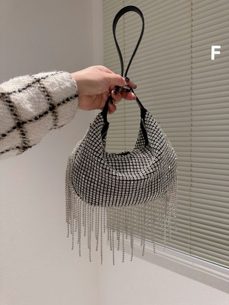 2023 shoulder bag new pattern nylon handbags selling women luxurys fashion designers bags classic ladies messenger bag dongshi 03
2023 shoulder bag new pattern nylon handbags selling women luxurys fashion designers bags classic ladies messenger bag dongshi 03