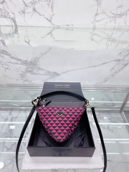 women triangle bag designer bag fashion lightweight and convenient cross-body one-shoulder handbag splicing color a variety of collocation w
women triangle bag designer bag fashion lightweight and convenient cross-body one-shoulder handbag splicing color a variety of collocation w