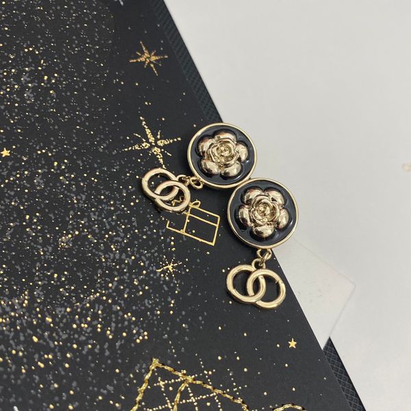 2023 new fashion brand earrings lotus double letter brass material personality earrings womens wedding party designer jewelry high quality, Golden;silver
2023 new fashion brand earrings lotus double letter brass material personality earrings womens wedding party designer jewelry high quality, Golden;silver
