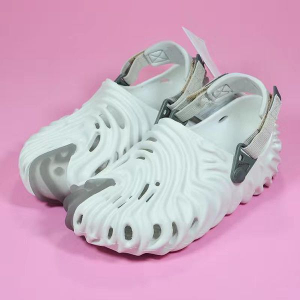 2023 sandals polle clogs shoes salehe bembury stratus crocodile cucumber menemsha urchin shoes women men summer slides designers sandalias m, Black
2023 sandals polle clogs shoes salehe bembury stratus crocodile cucumber menemsha urchin shoes women men summer slides designers sandalias m, Black