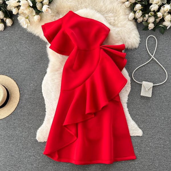 casual dresses vestidos de mujer elegant strapless irregular diagonal collar off-shoulder robe femme ruffles split slim party dresses 2023, Black;gray
casual dresses vestidos de mujer elegant strapless irregular diagonal collar off-shoulder robe femme ruffles split slim party dresses 2023, Black;gray