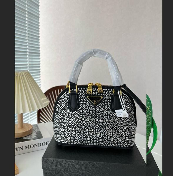 designer handbags 2022 alma women's luxury shoulder crossbody bags trendy leather embossed floral locks handle bags key wallets dongshi
designer handbags 2022 alma women's luxury shoulder crossbody bags trendy leather embossed floral locks handle bags key wallets dongshi