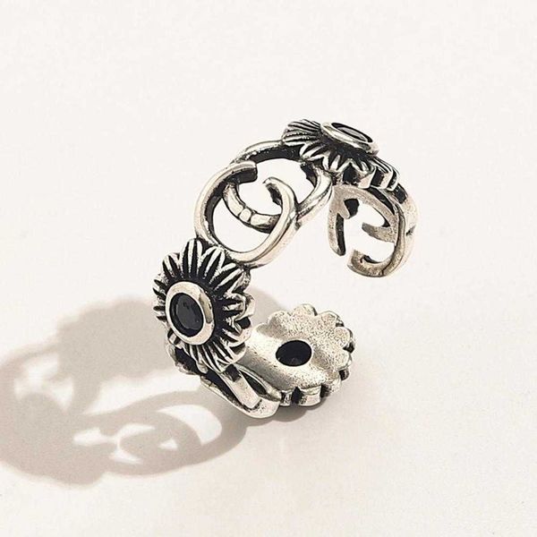 60% off 2023 new luxury fashion jewelry for little daisy women's double chrysanthemum net red brass ring, Silver
60% off 2023 new luxury fashion jewelry for little daisy women's double chrysanthemum net red brass ring, Silver