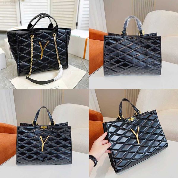 diamond totes bag lattice woemn designer purse luxurys handbags leather shoulder bags large shopping handbag 230201
diamond totes bag lattice woemn designer purse luxurys handbags leather shoulder bags large shopping handbag 230201