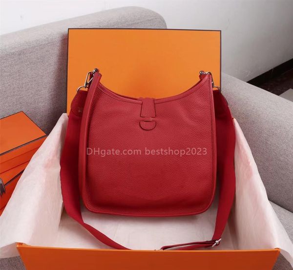 a fashion casual messenger bag shoulder bag handbag computer bag file bag calfskin large capacity multi-color optional
a fashion casual messenger bag shoulder bag handbag computer bag file bag calfskin large capacity multi-color optional