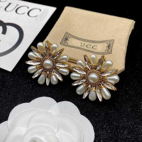95% off 2023 new luxury fashion jewelry for double pearl petal flower ear clip brass earrings, Golden
95% off 2023 new luxury fashion jewelry for double pearl petal flower ear clip brass earrings, Golden
