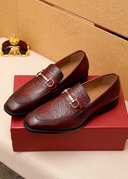 2023 men dress shoes designer genuine leather casual loafers male brand slip on wedding party business oxford shoes size 38-47, Black
2023 men dress shoes designer genuine leather casual loafers male brand slip on wedding party business oxford shoes size 38-47, Black