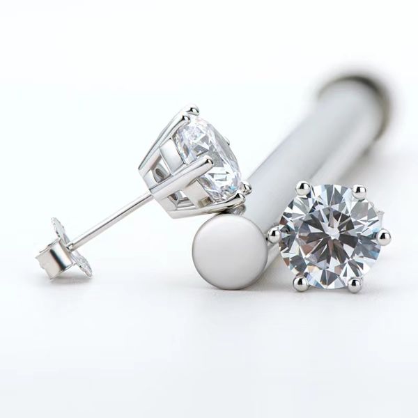 huggie earrings classic six-prong genuine d color moissan, diamond stud earrings 925 sterling silver gold-plated earrings, White
huggie earrings classic six-prong genuine d color moissan, diamond stud earrings 925 sterling silver gold-plated earrings, White