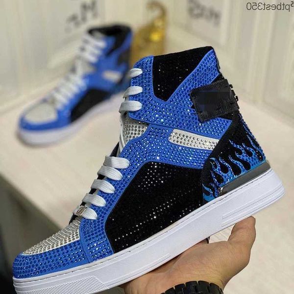 luxury designer 2023new high tube genune leather glitter boots cowhide couple thick bottom women men shoes rhinestone metal skull nnkle boo, Black
luxury designer 2023new high tube genune leather glitter boots cowhide couple thick bottom women men shoes rhinestone metal skull nnkle boo, Black