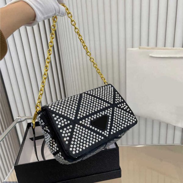 diamond crossbody bags women luxurys purse handbag rhinestone shiny diamond handbags hobos beading bling beads purses triangle glittering fo
diamond crossbody bags women luxurys purse handbag rhinestone shiny diamond handbags hobos beading bling beads purses triangle glittering fo