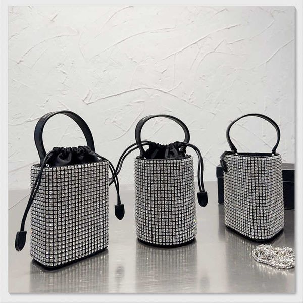 shoulder bags chain diamond blings for women brand designer shoulder mini cool party messengers purses 230316
shoulder bags chain diamond blings for women brand designer shoulder mini cool party messengers purses 230316