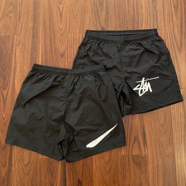 luxury designer shorts mens casual sports sweatpants beach pants quick dry breathable basketball pant men womens summer fitness short, White;black
luxury designer shorts mens casual sports sweatpants beach pants quick dry breathable basketball pant men womens summer fitness short, White;black
