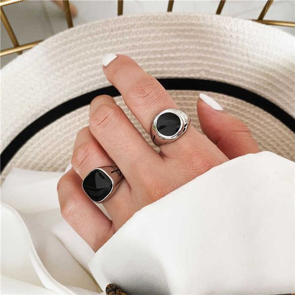 cluster rings gothic punk black resin mold finger rings for women men cool charms steampunk stylish personality hip hop ring jewelries girls, Golden;silver
cluster rings gothic punk black resin mold finger rings for women men cool charms steampunk stylish personality hip hop ring jewelries girls, Golden;silver