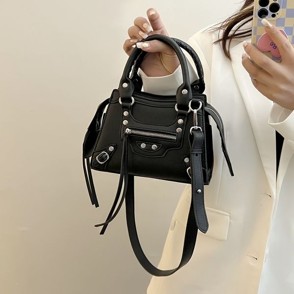 evening bags luxury purses and handbags women bags brand designer soft tassel motorcycle bag chic pu leather stylish crossbody shoulder bag
evening bags luxury purses and handbags women bags brand designer soft tassel motorcycle bag chic pu leather stylish crossbody shoulder bag