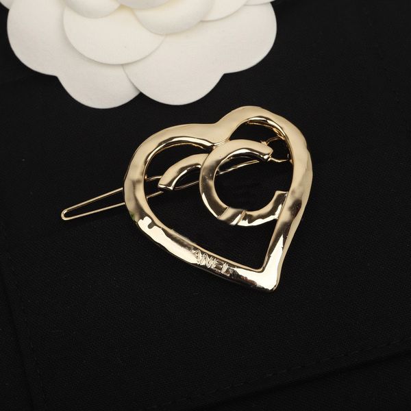 2023 luxury quality charm brooch with diamond in 18k gold plated have box stamp simple design ps3965, Golden
2023 luxury quality charm brooch with diamond in 18k gold plated have box stamp simple design ps3965, Golden