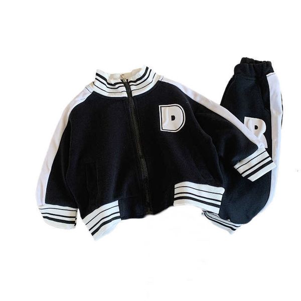 self-retaining~foreign style two-piece 2023 spring korean chil1en's long-sleeved pullover casual boys' sports suit, Blue
self-retaining~foreign style two-piece 2023 spring korean chil1en's long-sleeved pullover casual boys' sports suit, Blue