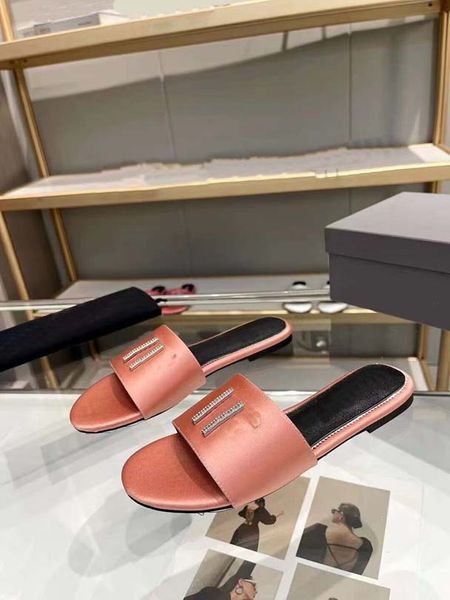 luxury slide designer fashion women's wool sandals comfortable slippers utumn and winter slide sandals size 35-43, Black
luxury slide designer fashion women's wool sandals comfortable slippers utumn and winter slide sandals size 35-43, Black
