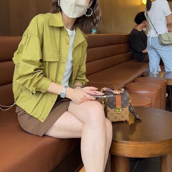 european style early autumn polo trench coat with a sense of women's casual versatility loose fashion drawstring cardigan jacket trend, Tan;black
european style early autumn polo trench coat with a sense of women's casual versatility loose fashion drawstring cardigan jacket trend, Tan;black
