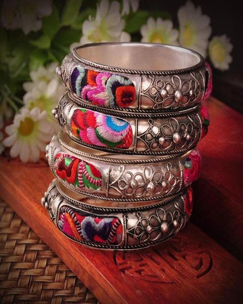 bangle yun nan oriental folk style china miao traditional embroidery exquisite handmade silver braceletbangle9279637, Black
bangle yun nan oriental folk style china miao traditional embroidery exquisite handmade silver braceletbangle9279637, Black