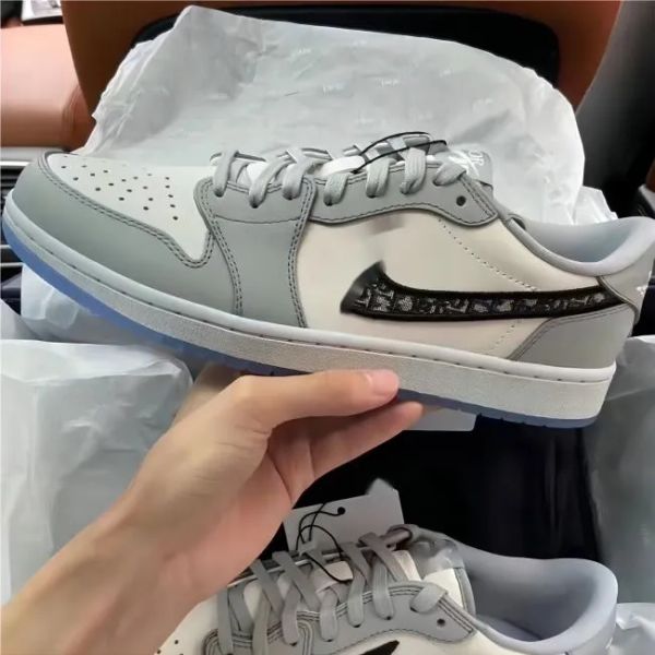 designer shoes 1 low high og outdoor shoes men outdoor shoes sp military blue sports sneakers
designer shoes 1 low high og outdoor shoes men outdoor shoes sp military blue sports sneakers