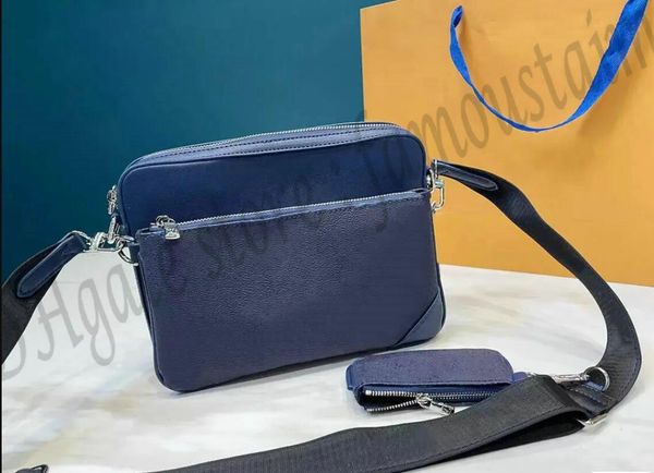 luxury designer trio messenger bag briefcase reverse canvas mens crossbody 3 piece set fashion man shoulder bags with purse wallet clutch 69
luxury designer trio messenger bag briefcase reverse canvas mens crossbody 3 piece set fashion man shoulder bags with purse wallet clutch 69