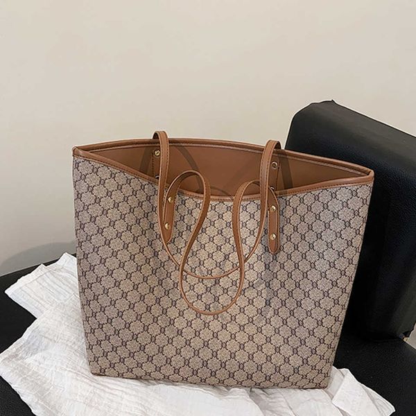 shopping bags 2 sets luxury designer large capacity tote handbag for women trends brand shopper shoulder bag sac a main 230304
shopping bags 2 sets luxury designer large capacity tote handbag for women trends brand shopper shoulder bag sac a main 230304