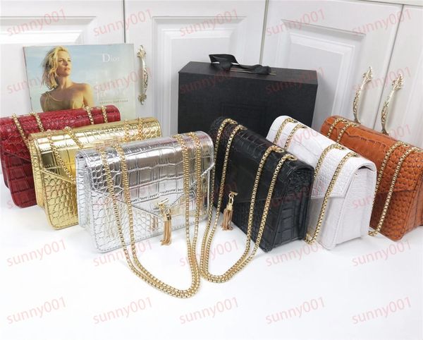 shoulder bag fashion alligator pattern tassels bags designer smooth bright face cosmetic bag luxury makeup pack fish scaled bun
shoulder bag fashion alligator pattern tassels bags designer smooth bright face cosmetic bag luxury makeup pack fish scaled bun