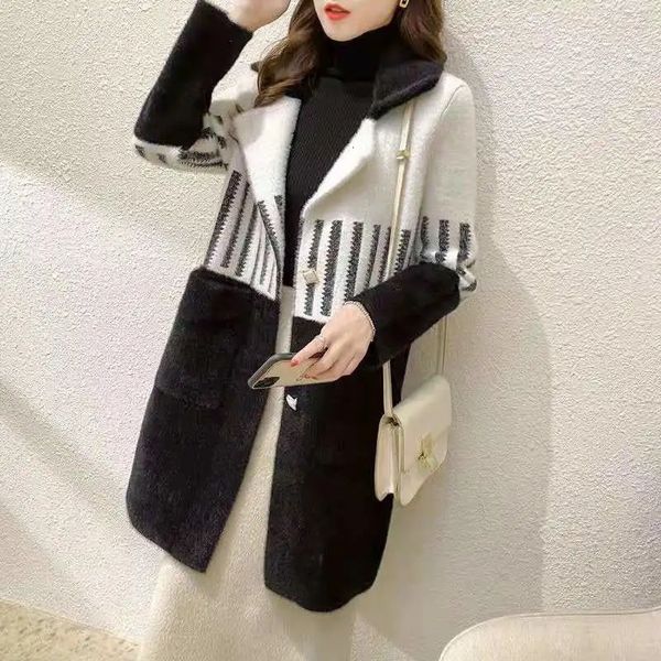 women's wool blends woolen coat women autumn winter korean trend ladies imitation mink velvet jacket simple midlength female thickened, Black
women's wool blends woolen coat women autumn winter korean trend ladies imitation mink velvet jacket simple midlength female thickened, Black