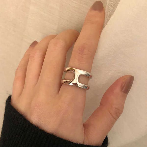 cluster rings stainless metal finger ring for women simple smooth cross rings korean and japan style elegant cool fashion ring jewelry l2303, Golden;silver
cluster rings stainless metal finger ring for women simple smooth cross rings korean and japan style elegant cool fashion ring jewelry l2303, Golden;silver