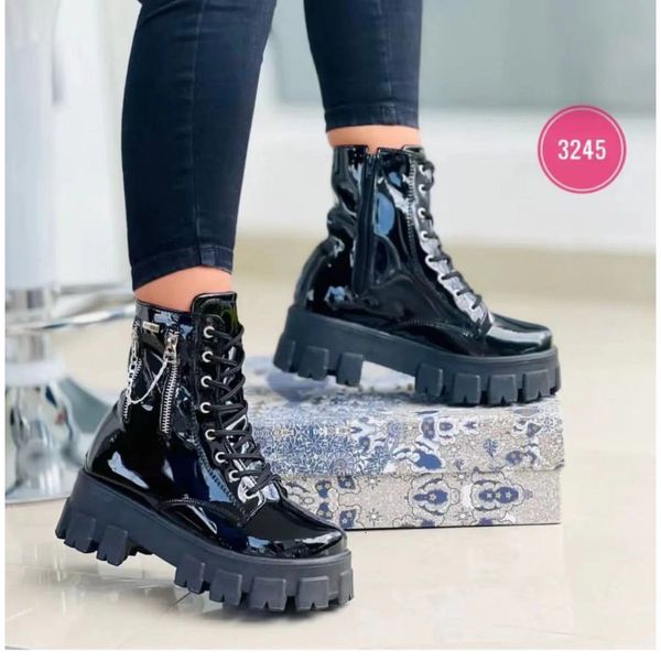 boots winter trend women's boots patent leather zipper warm punk gothic combat boots lace up sports casual thick sole biker boots 23030, Black
boots winter trend women's boots patent leather zipper warm punk gothic combat boots lace up sports casual thick sole biker boots 23030, Black