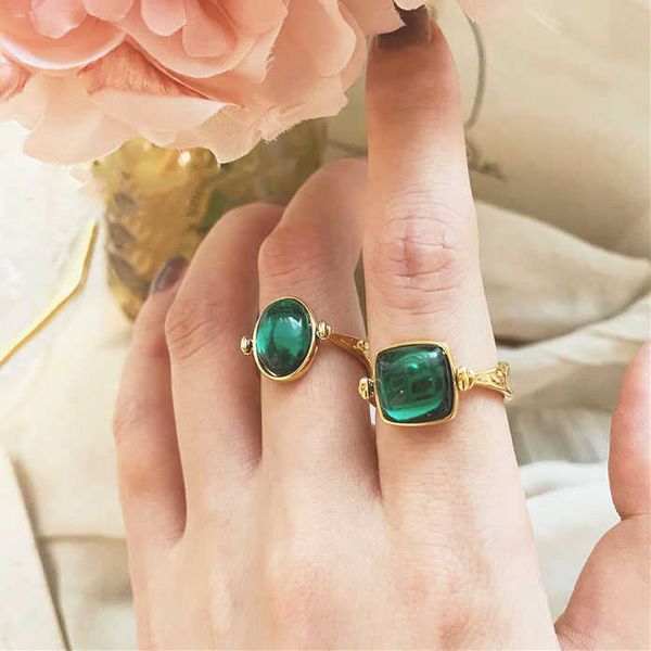 cluster rings luxury brand design geometric square oval blue black vintage ring for women fashion jewelry 2022 l230306, Golden;silver
cluster rings luxury brand design geometric square oval blue black vintage ring for women fashion jewelry 2022 l230306, Golden;silver