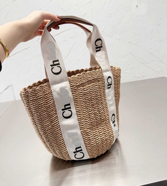 three colors beach bags straw weavn basket square totes handbag letters women luxury designer for seaside summer 230306
three colors beach bags straw weavn basket square totes handbag letters women luxury designer for seaside summer 230306